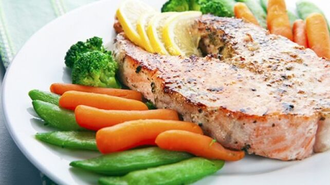 poisson et légumes pour un régime cétogène