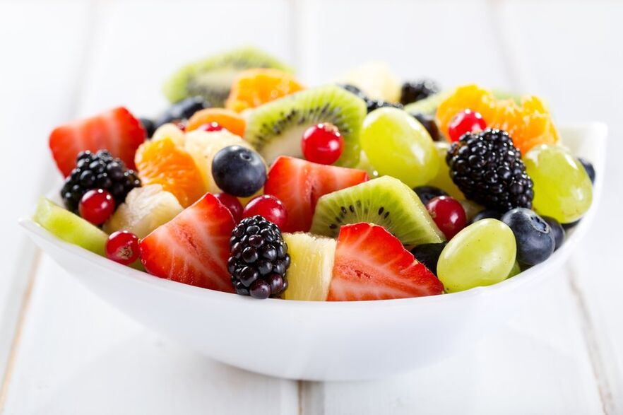 Salade de fruits dans votre menu diététique préféré